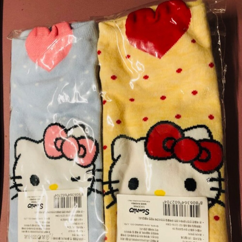 Hello Kitty Socks Set - Picture 2 of 3